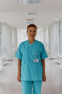 Victoria Comandari, asistentă superioară