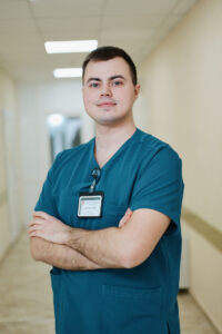 Adrian Bejenaru medic rezident, tehnician radiolog cabinet CT