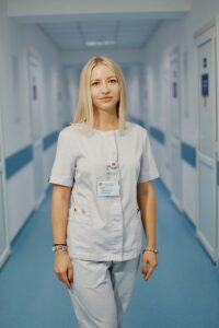 Cristina Burlacu - medic de laborator